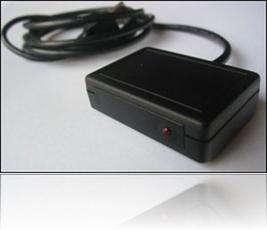 USB-UIRT (USB Universal Infrared Receiver/Transmitter, USB Evrensel KızılÖtesi Alıcı/Verici)