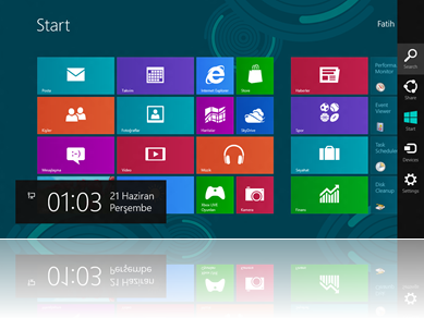 Windows 8 başlat menüsü ve sağ tarafta yer alan Charms Bar