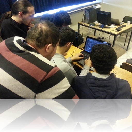 Ekip hep birlikte Kinect oyununun kodlarını geliştirirken