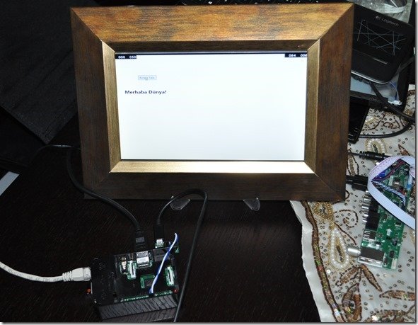 Uygulamanın cihaza ve bağlı LCD ekran üzerinde çalışması